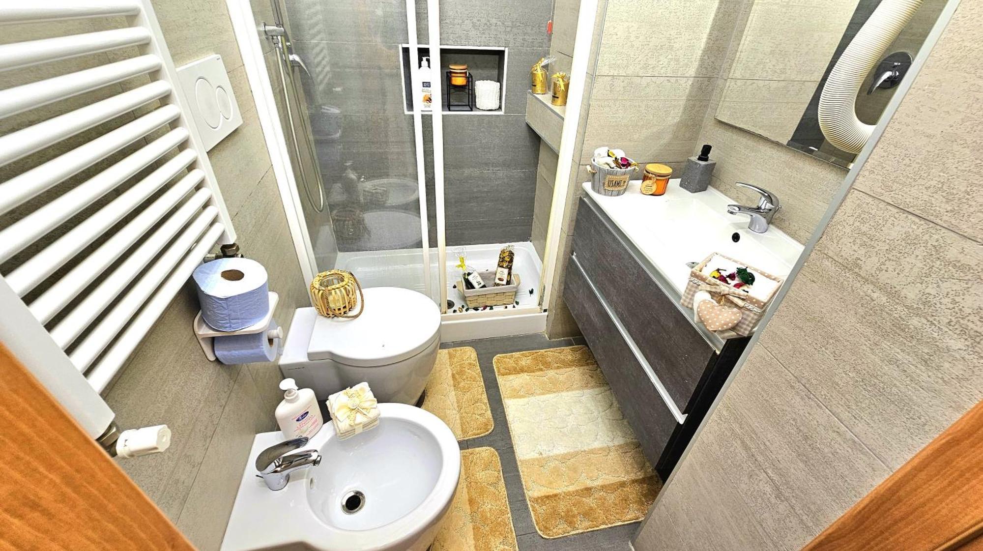 فندق A Casa Simpatia - Check-In Via Bixio, 41 روما المظهر الخارجي الصورة