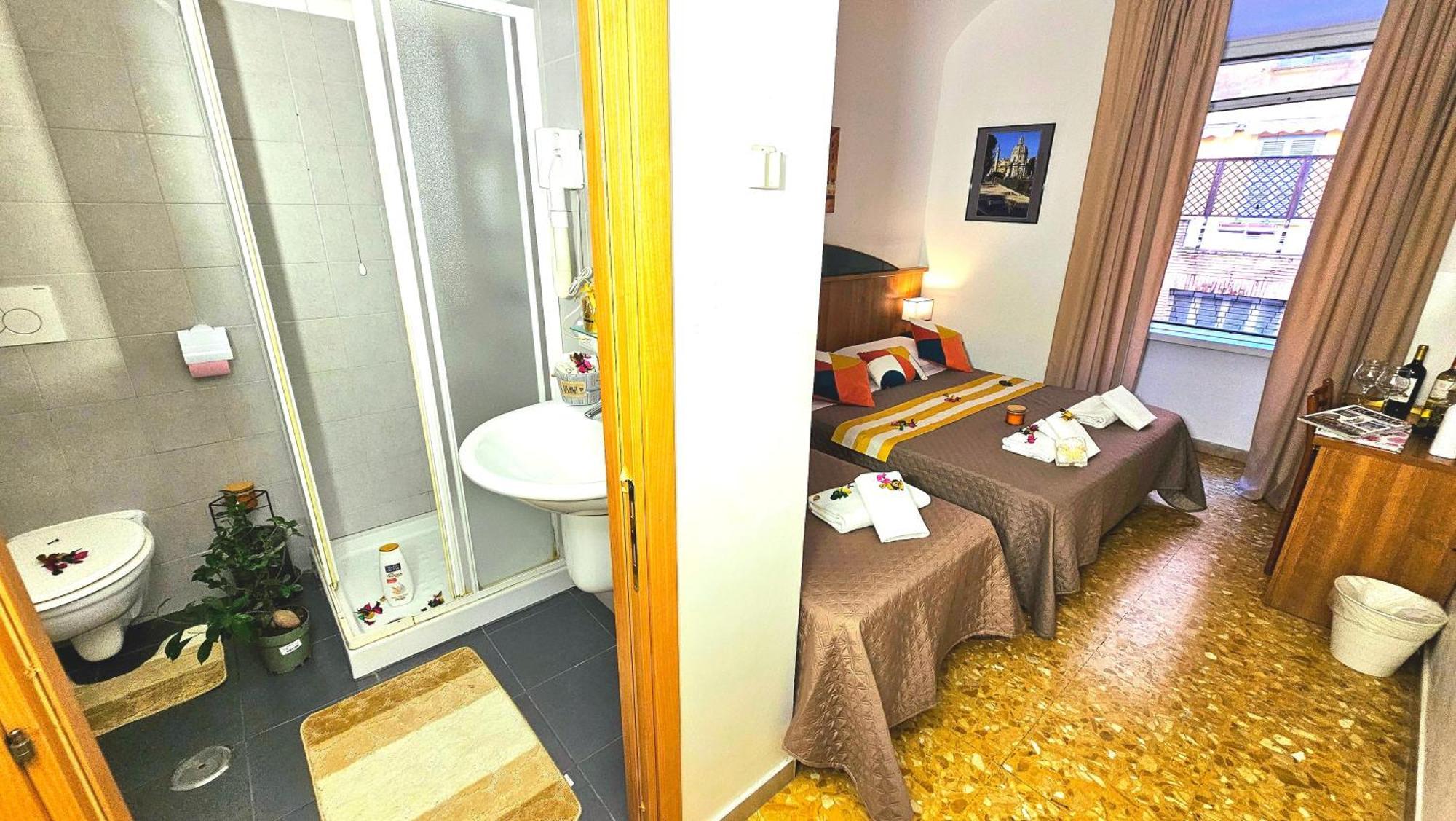 فندق A Casa Simpatia - Check-In Via Bixio, 41 روما المظهر الخارجي الصورة