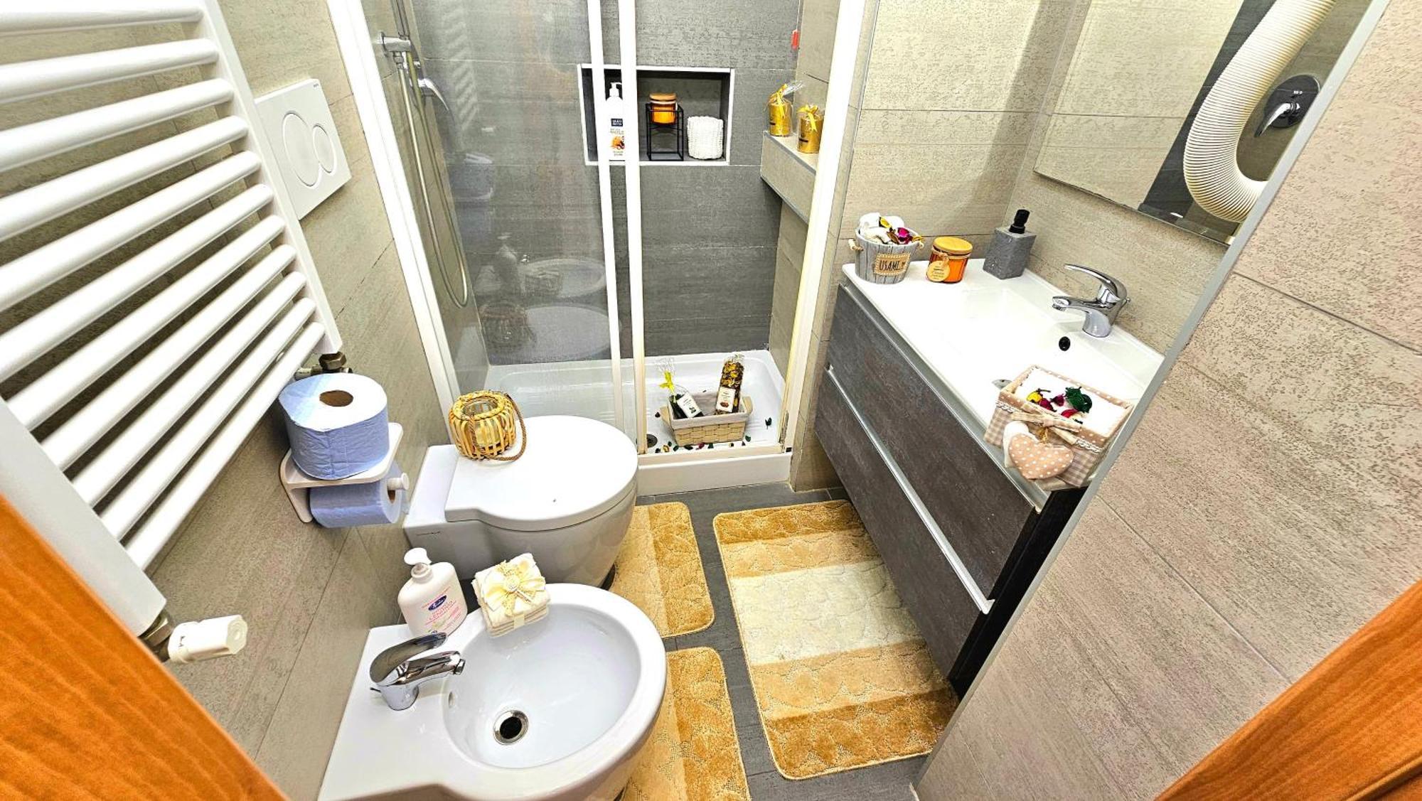 فندق A Casa Simpatia - Check-In Via Bixio, 41 روما المظهر الخارجي الصورة