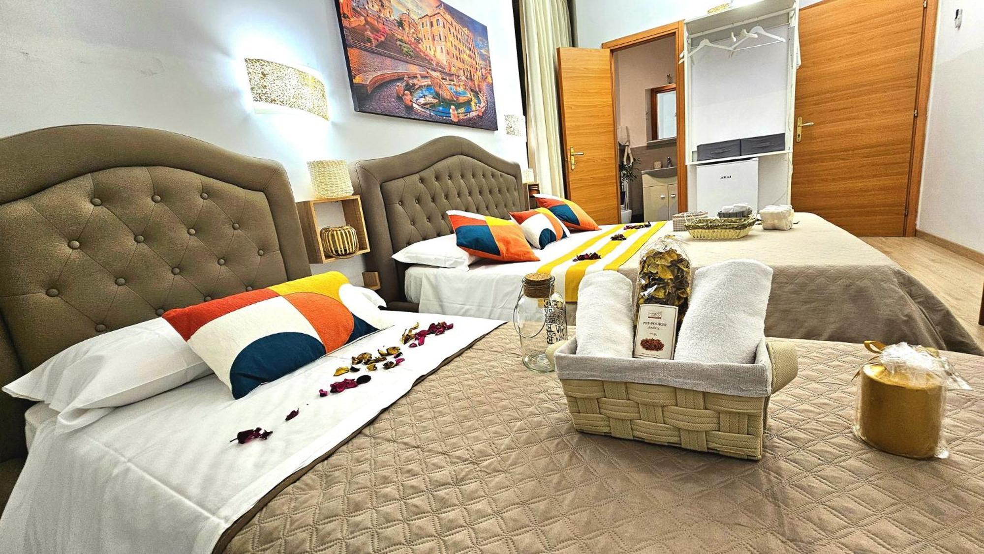 فندق A Casa Simpatia - Check-In Via Bixio, 41 روما المظهر الخارجي الصورة